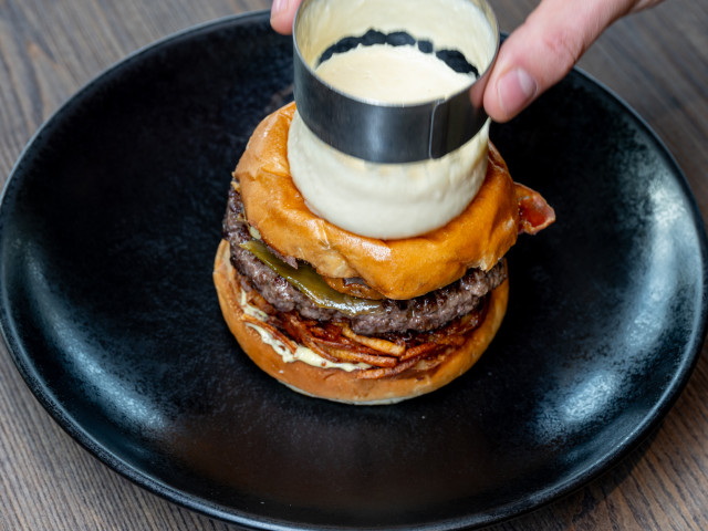 CANOPEE CAFE Burger Montagnard